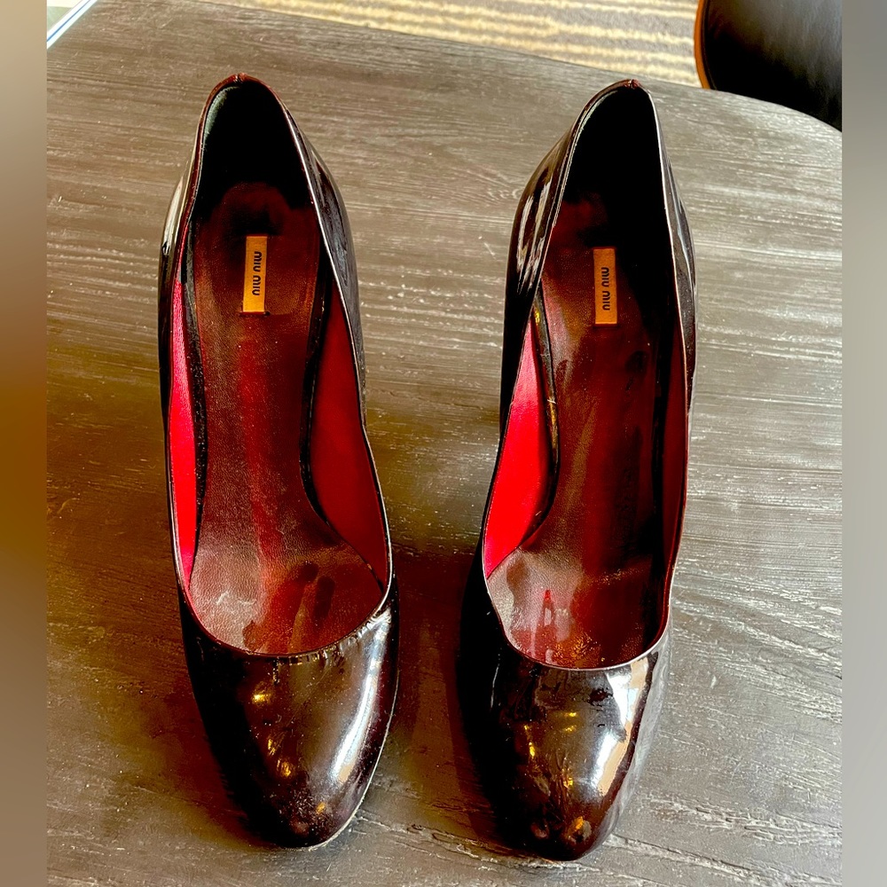 Miu Miu burgundy patent leather heels sz 40